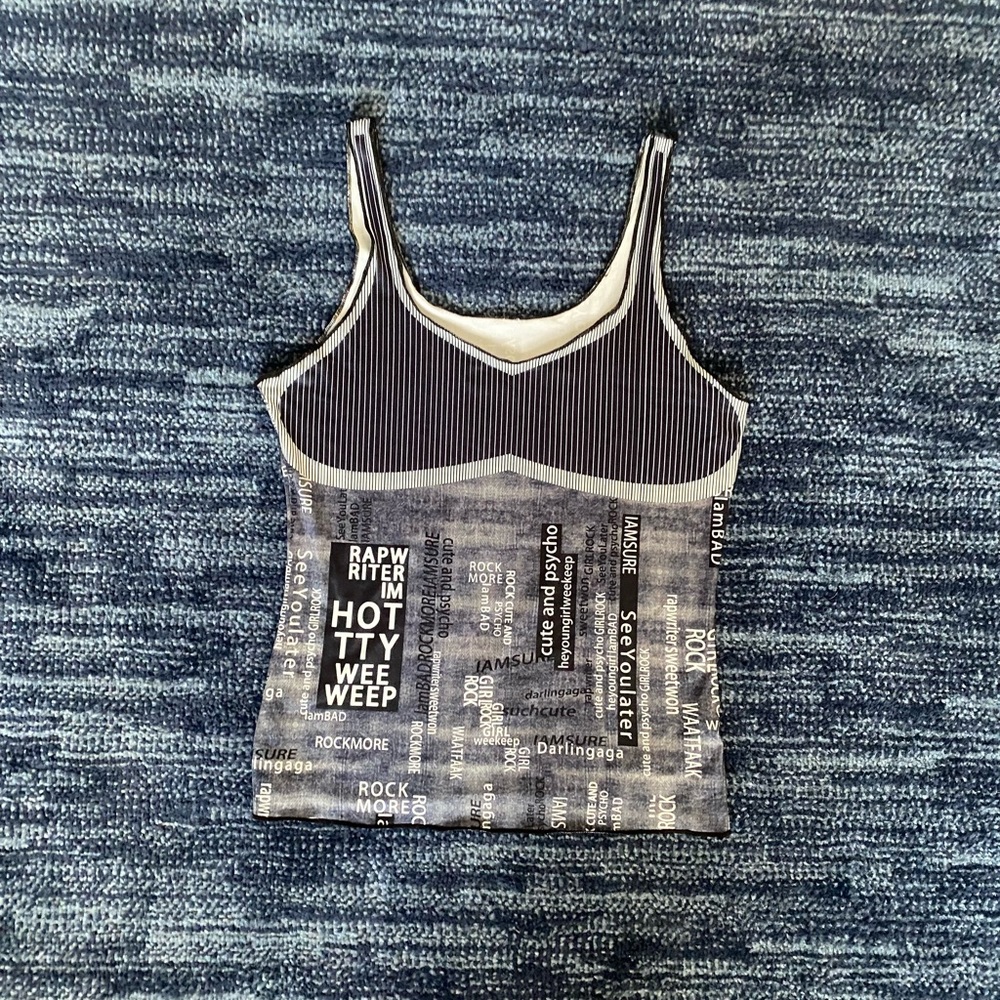 Graphic printed cropped tank